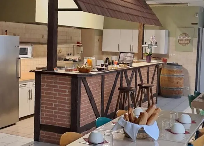 Alojamento de Acomodação e Pequeno-almoço La Maison De L'harmadas Parigné-lʼÉvêque